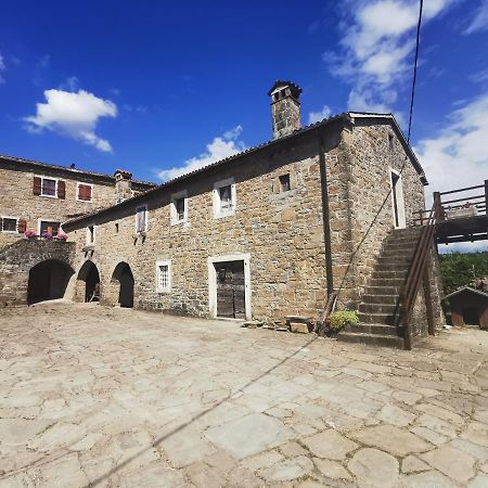 Apartma Baladur Brezovica pri Gradinu Exteriér fotografie