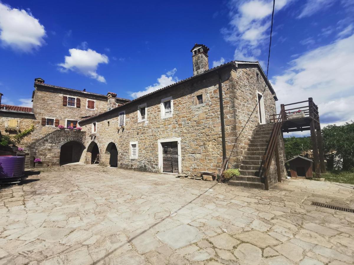 Apartma Baladur Brezovica pri Gradinu Exteriér fotografie
