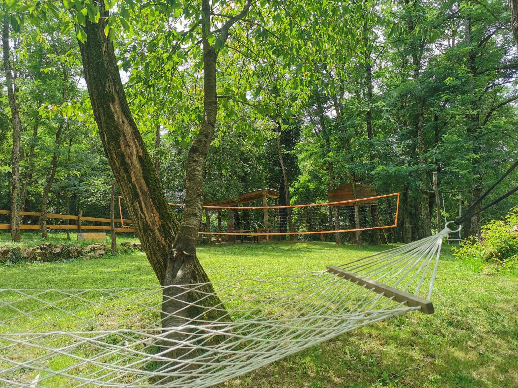 Apartma Baladur Brezovica pri Gradinu Exteriér fotografie